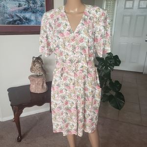 SL Fashions 16 adorable 80s granny floral romper Shoulder pads belt pockets